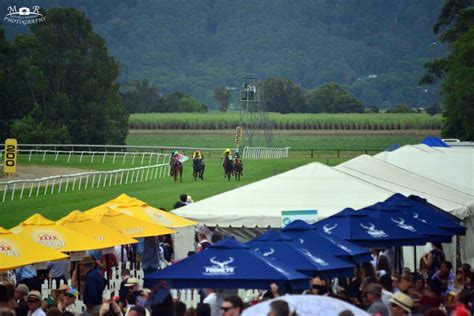 Murwillumbah Racecourse .